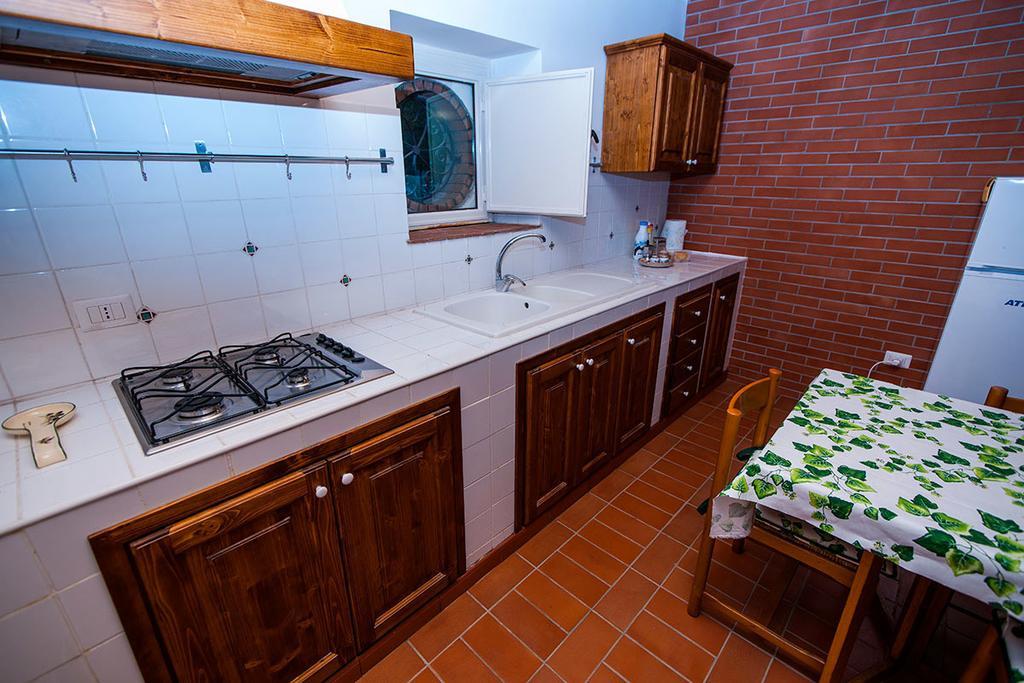 Casa Vacanze Etna Пиедимонте Етнео Стая снимка