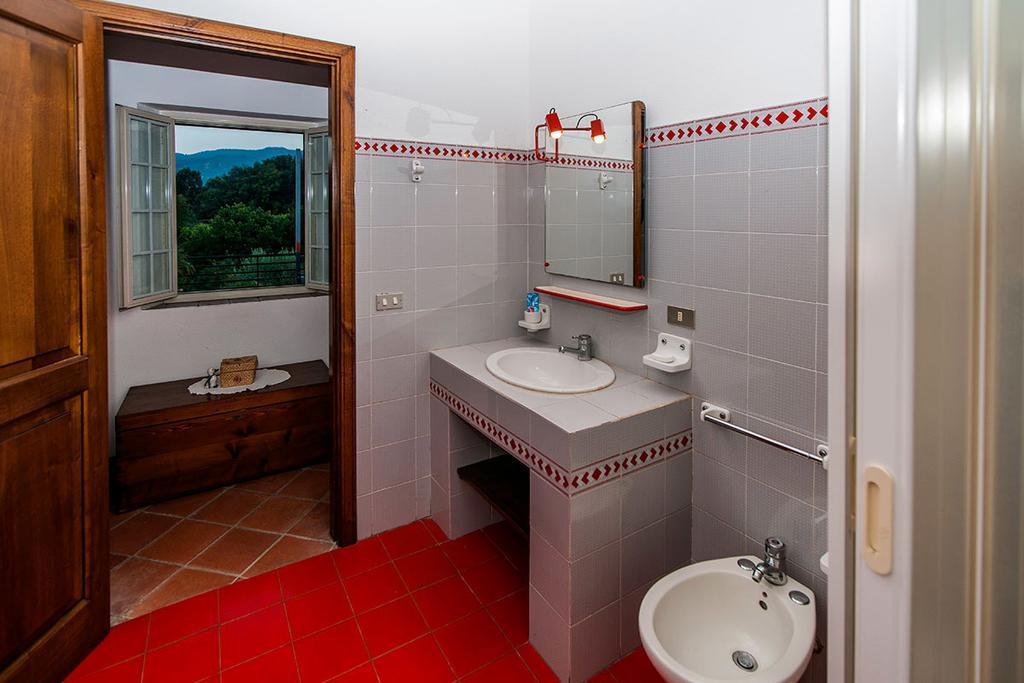Casa Vacanze Etna Пиедимонте Етнео Стая снимка