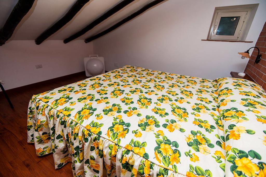 Casa Vacanze Etna Пиедимонте Етнео Стая снимка